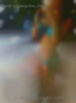 I am very clubs soft, loving and gentle woman from Virginia Beach.