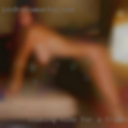 Looking nude for a friend/Fun near Alpena.